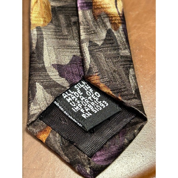 Celebrations By MMG Hallmark Multicolor Men's 100% Silk Tie Leaves Necktie USA‎ - Picture 5 of 6